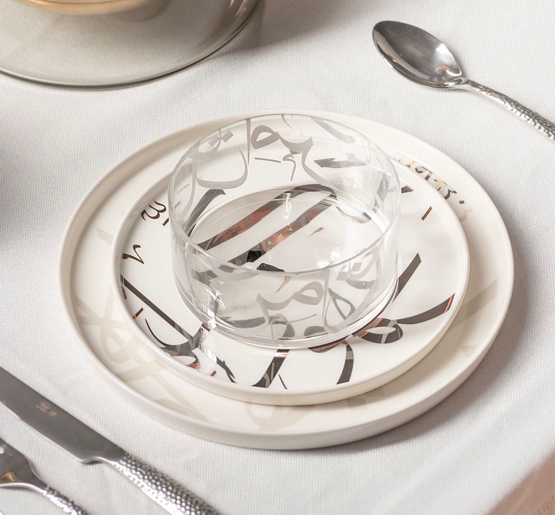 Taraf Gold & Silver Porcelain Dinner Set – 18 Pieces